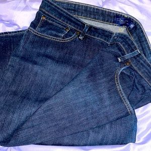 Levi’s Demi Curve Classic Straight Leg